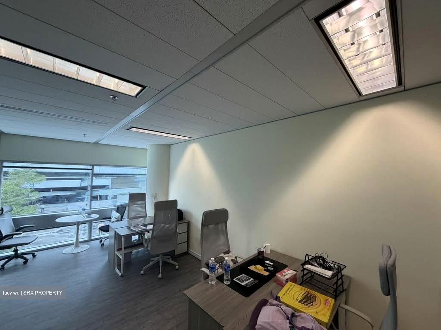 Gateway East (D7), Office #556982181